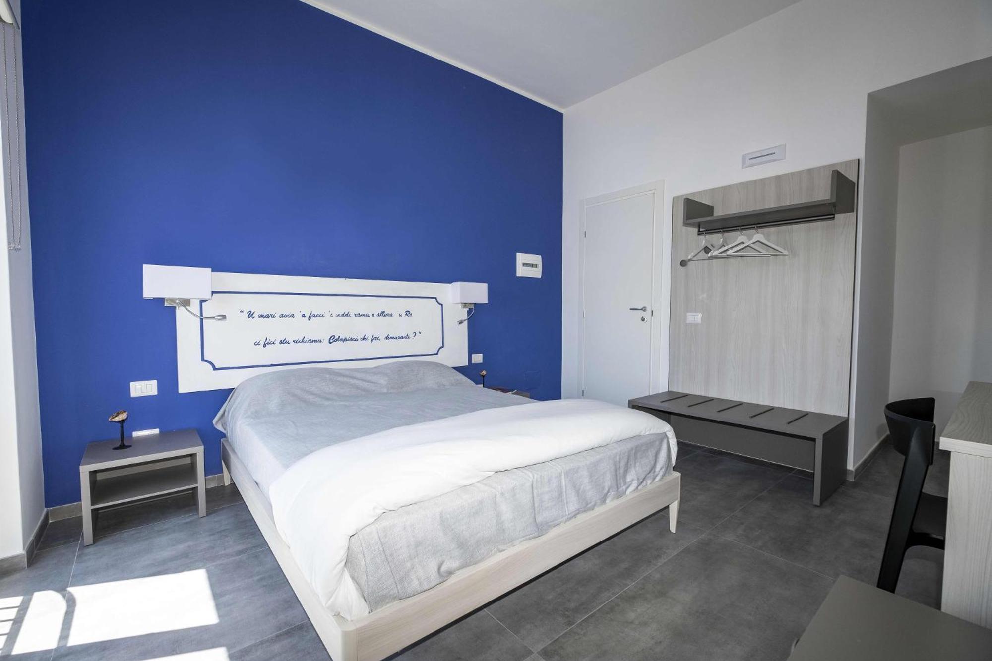 Miti Dello Stretto B&B Messina Phòng bức ảnh